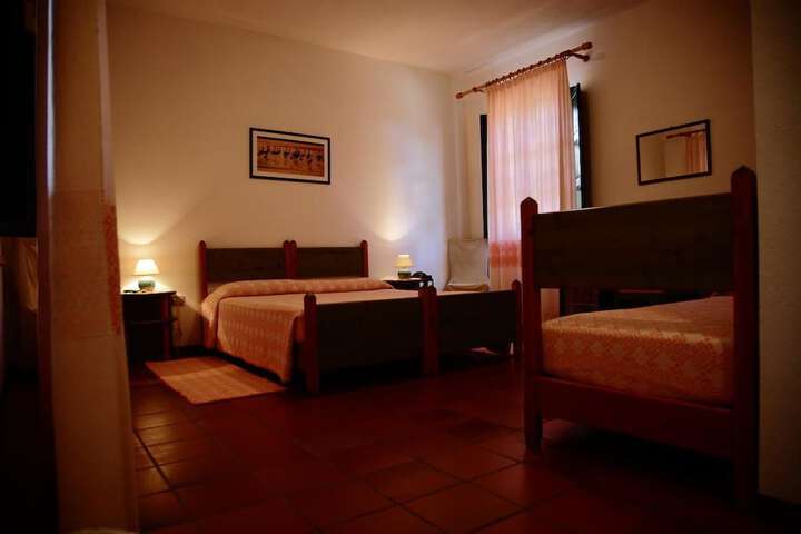 Room 3 of 51
