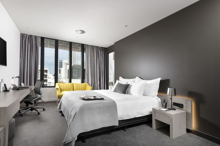 Room 42 of 83