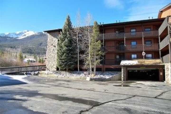 Hotel 105 of 195