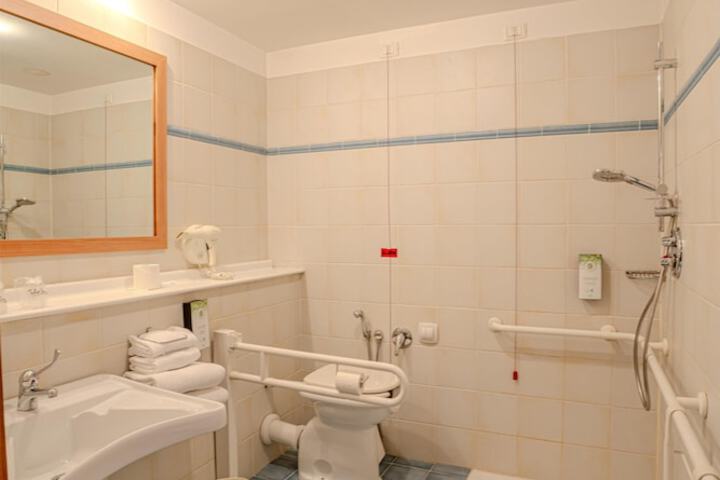 Clean Restrooms