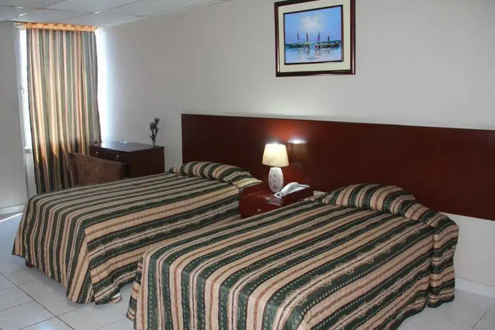 Room 14 of 23