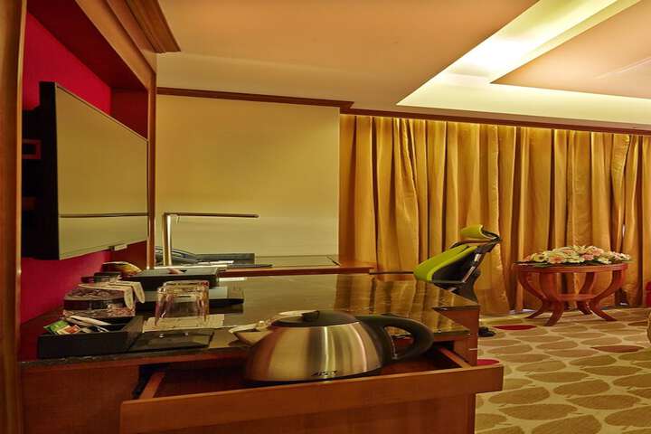 Room 21 of 64