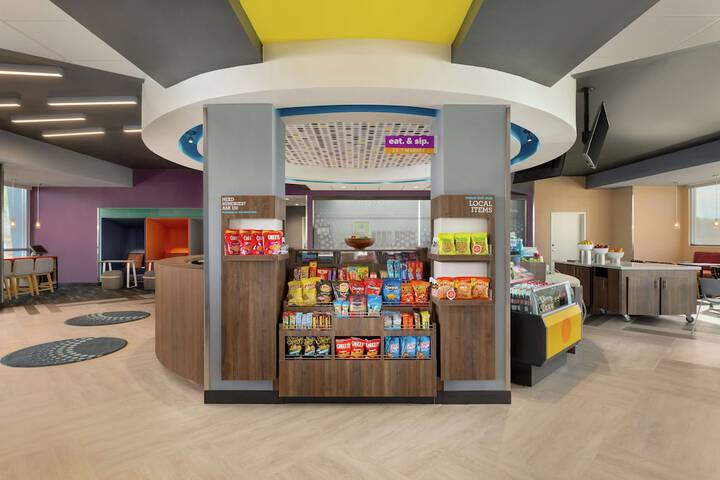 Snack bar