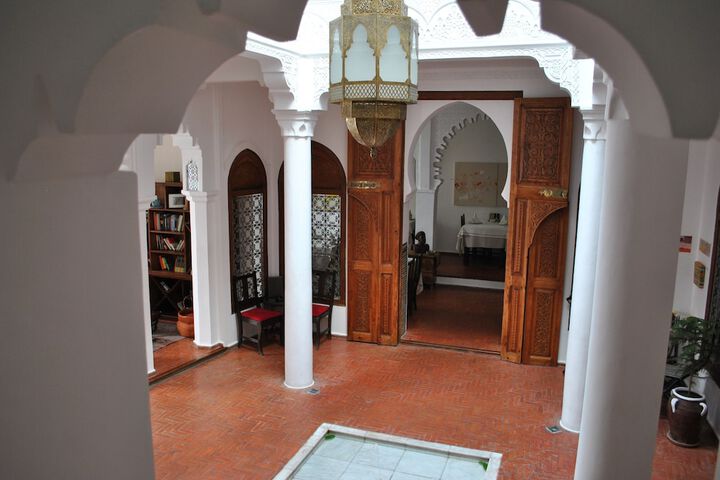 Entrance & Lobby