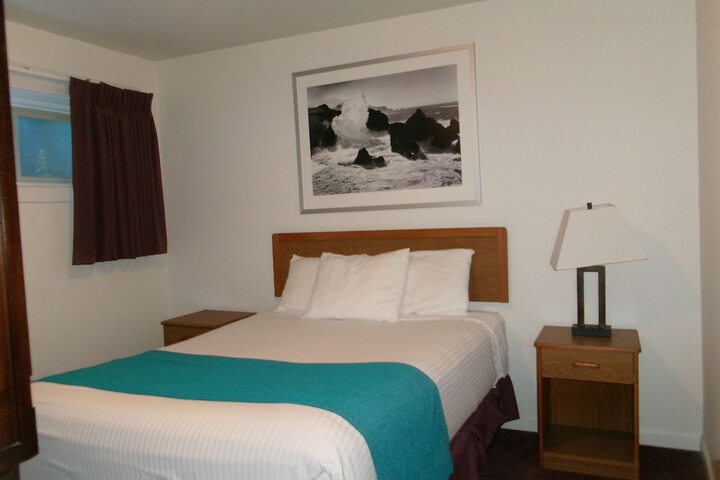Room 42 of 165