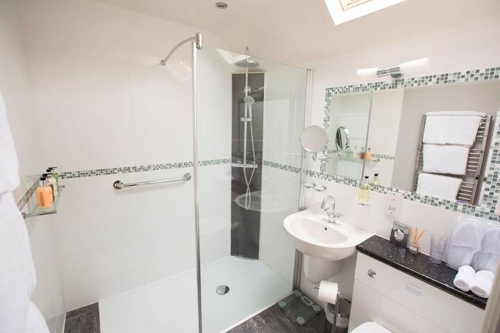 Bathroom Interior Photo