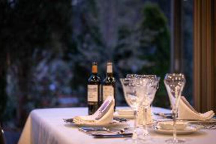 Dining 14 of 23