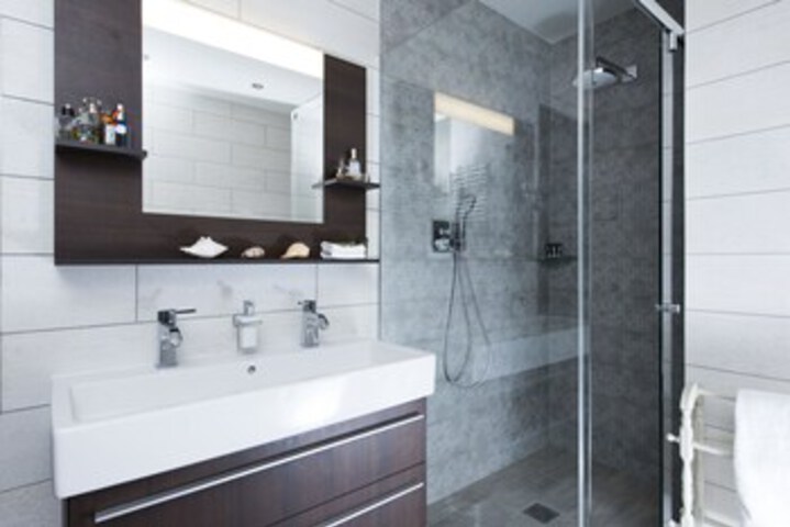Room 2 of 26