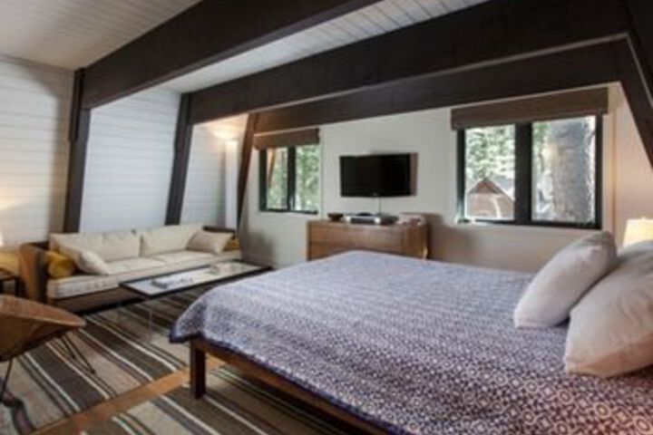 Room 7 of 17