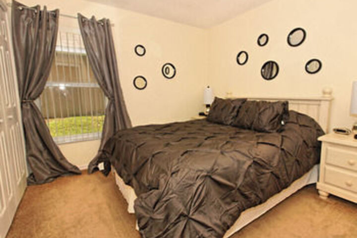 Room 178 of 380