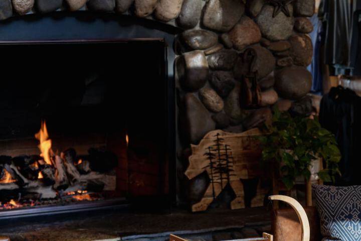 Black Bear Lodge