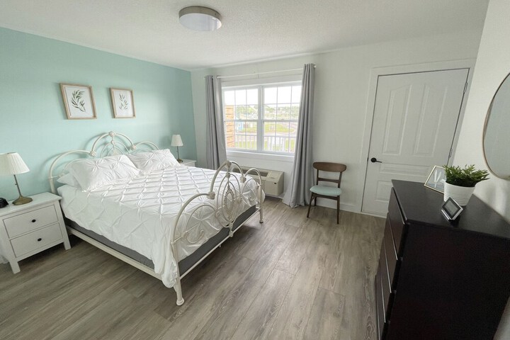 Room 7 of 144