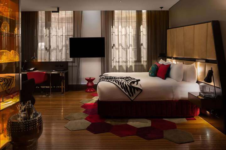 Room 5 of 54