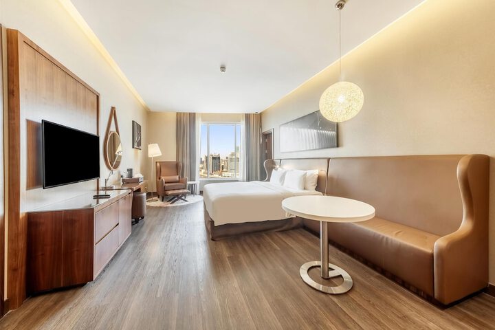 Room 44 of 260