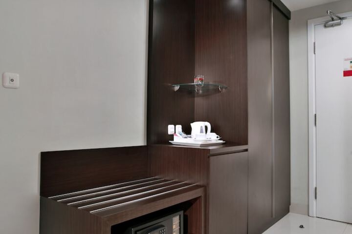 Room 4 of 22