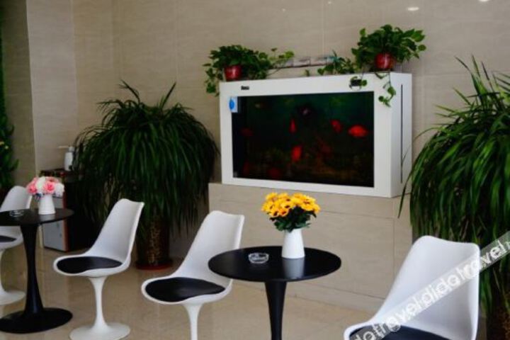 Hotel Interior 22 of 42