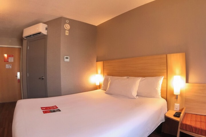 Room 14 of 113