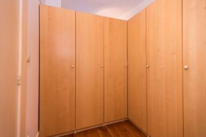 Room 69 of 121