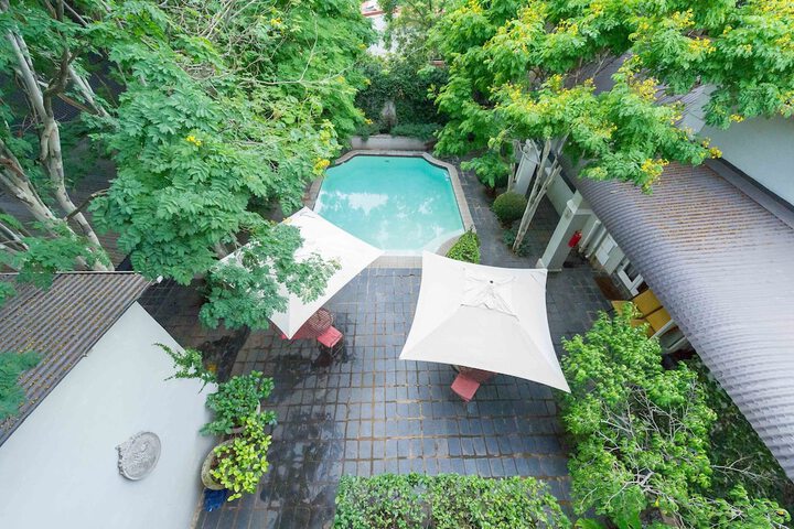 Pool 18 of 73