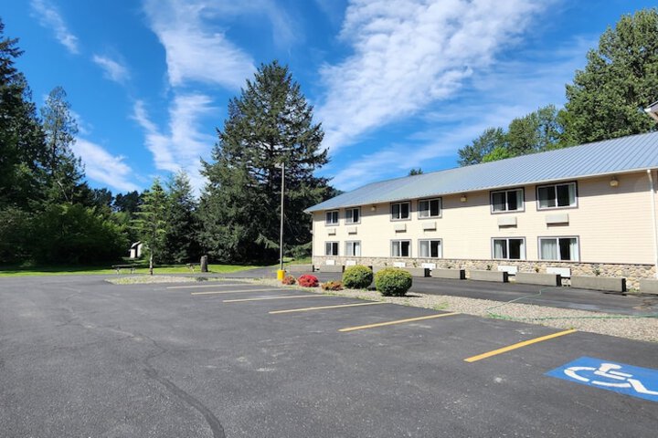 Property Grounds 23 of 24