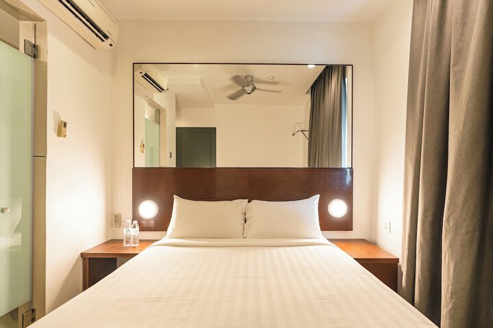 Room 22 of 40