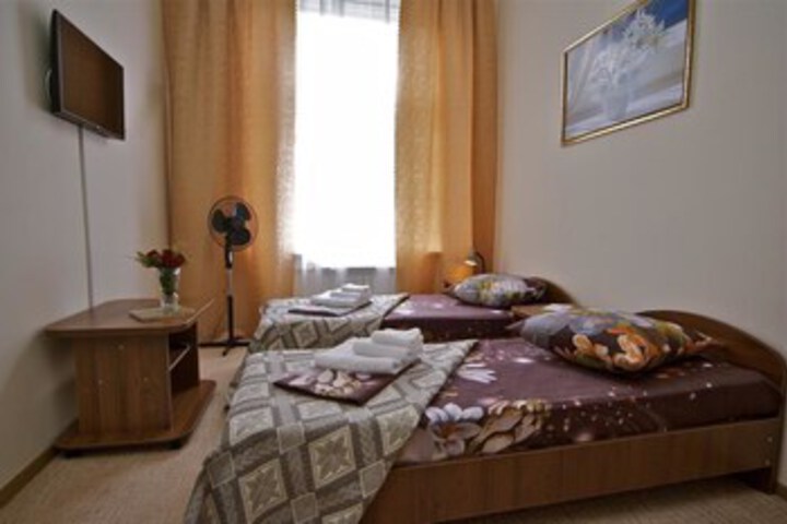 Room 25 of 27
