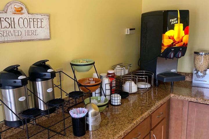 Breakfast/Coffee Service 37 of 44