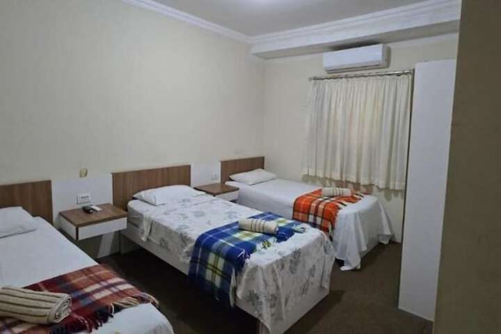 Room 6 of 37
