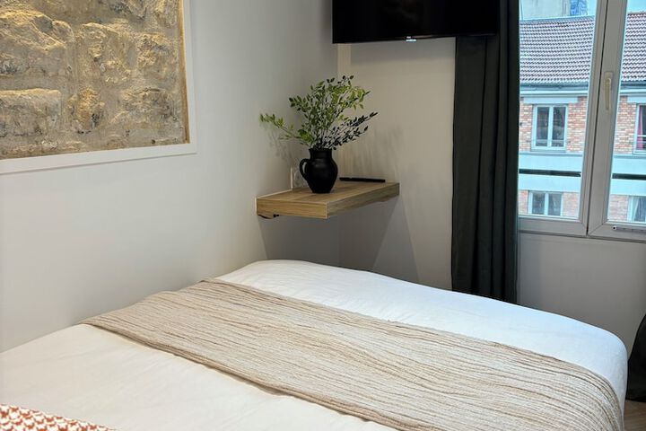 Room 8 of 21