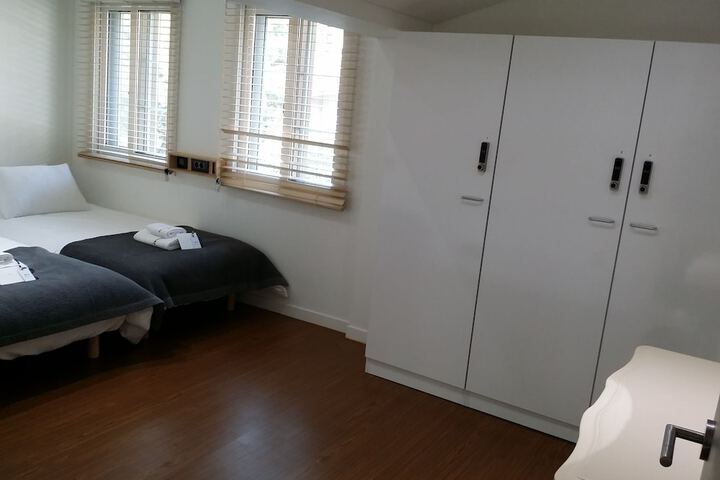 Room 29 of 76