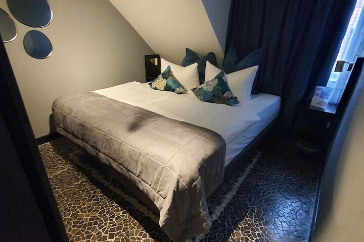 Room 20 of 41