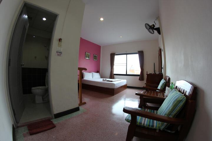 Room 27 of 50