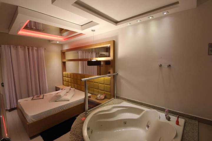 Room 45 of 61