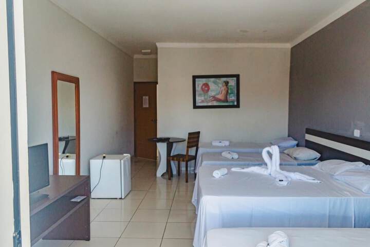 Room 5 of 14