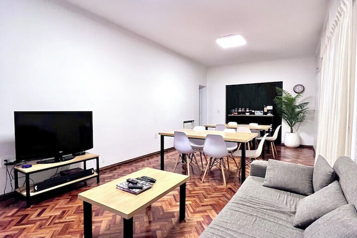 Room 9 of 15