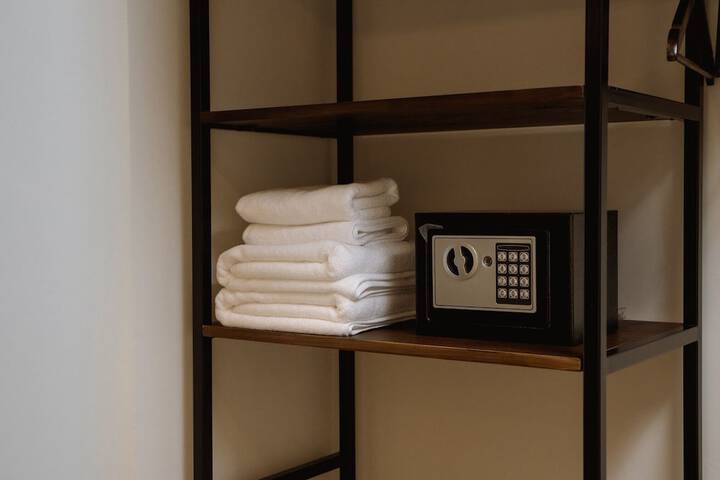 Room 14 of 52