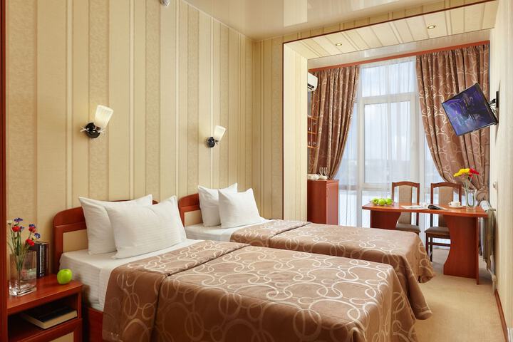 Room 6 of 64