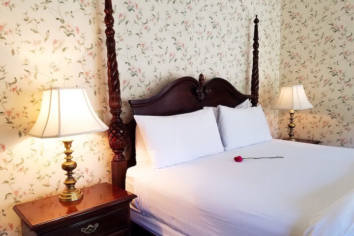 Room 44 of 114