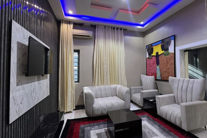 Room 22 of 50