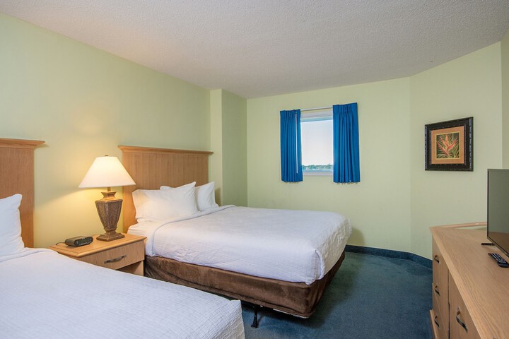 Room 4 of 66