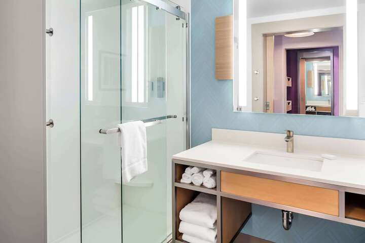 Bathroom shower