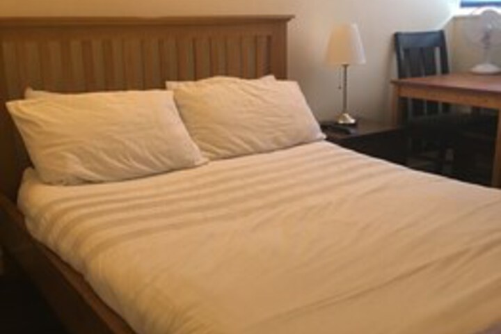 Room 75 of 85