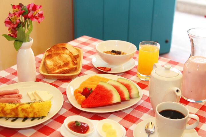 Breakfast/Coffee Service 34 of 47
