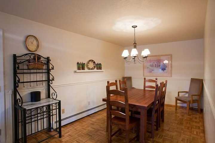Room 10 of 23