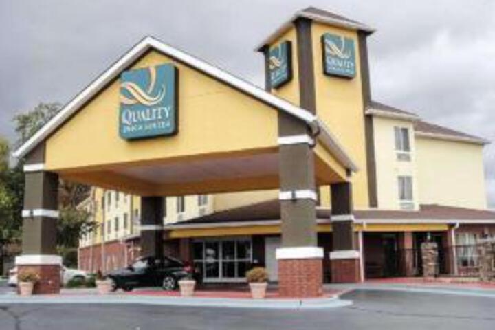 Photo of Quality Inn & Suites