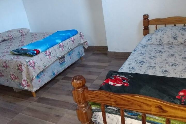 Room 4 of 4