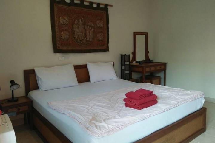 Room 7 of 50
