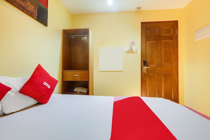 Room 11 of 23