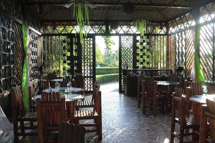 Dining 20 of 88