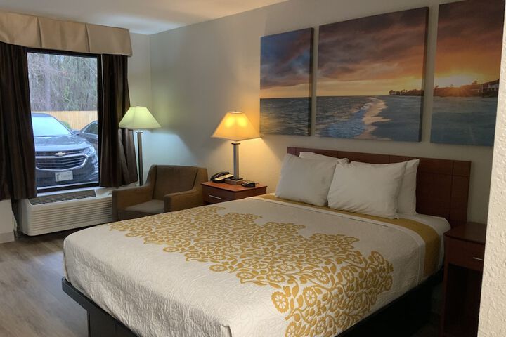 Room 6 of 29